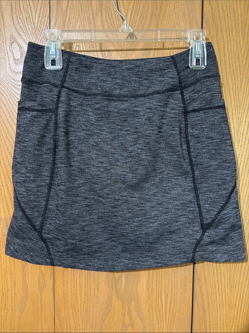 Athleta Charcoal Heather Active Skort small pockets